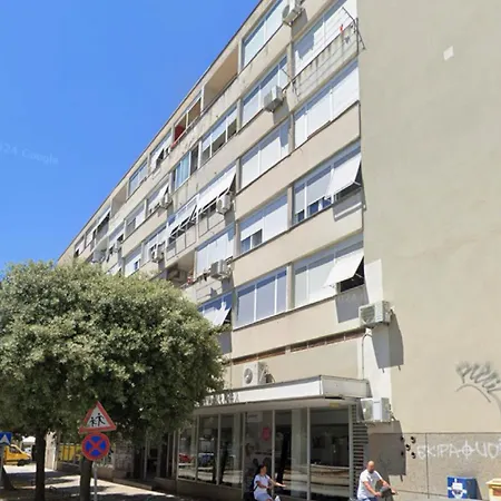 Laila Zadar