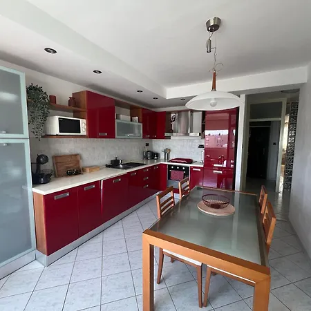 Laila Apartmán